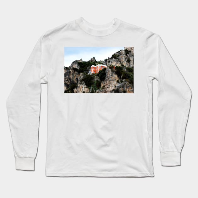 View of a red and white building with lighthouse perching on a cliff in the Amalfi coast Long Sleeve T-Shirt by KristinaDrozd